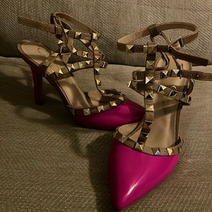 Hot Pink Pumps